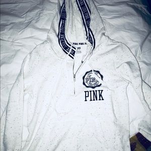 SUPPAA CUTE PINK PULL OVER LIKE NEWW💓💓